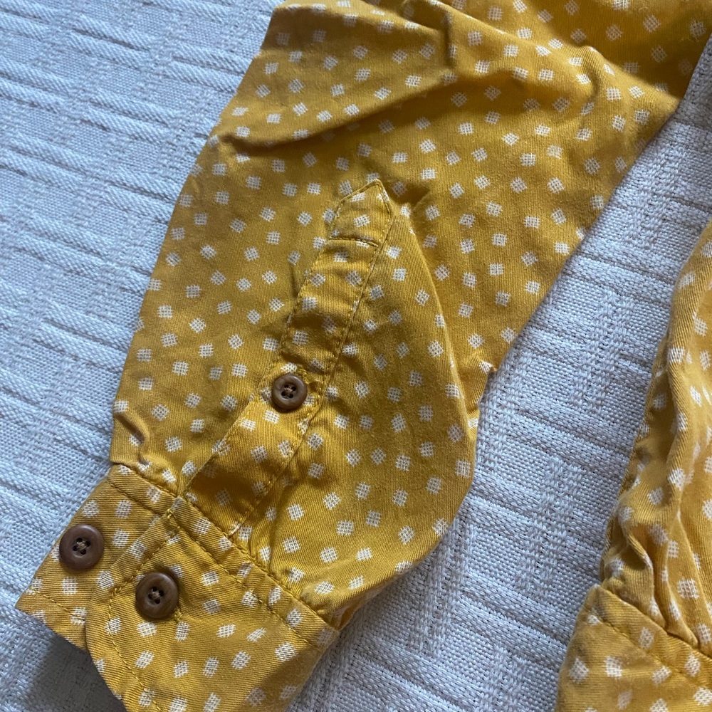 Duluth Trading Co. yellow top. - Picture 5 of 9